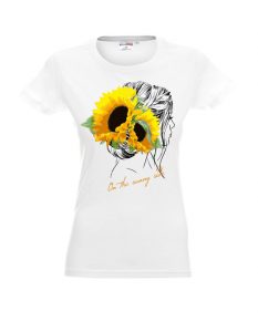 Biała koszulka damska w słoneczniki